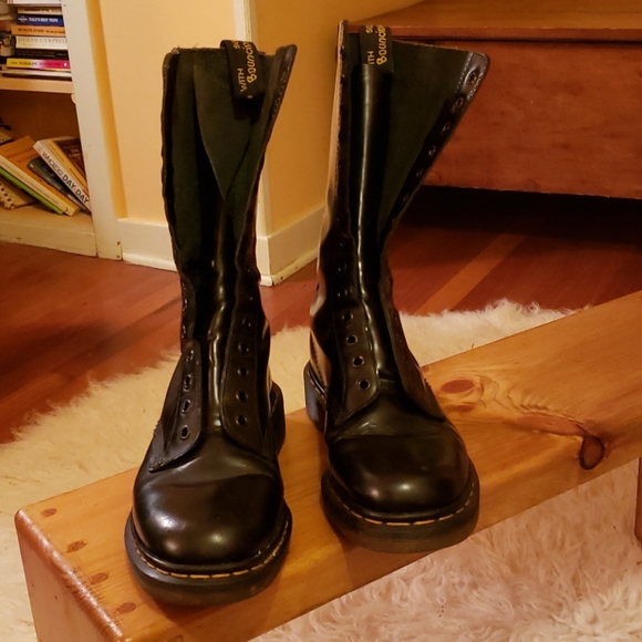 1914 Doc Martens Made in England MIE! 🇬🇧 - Picture 7 of 16